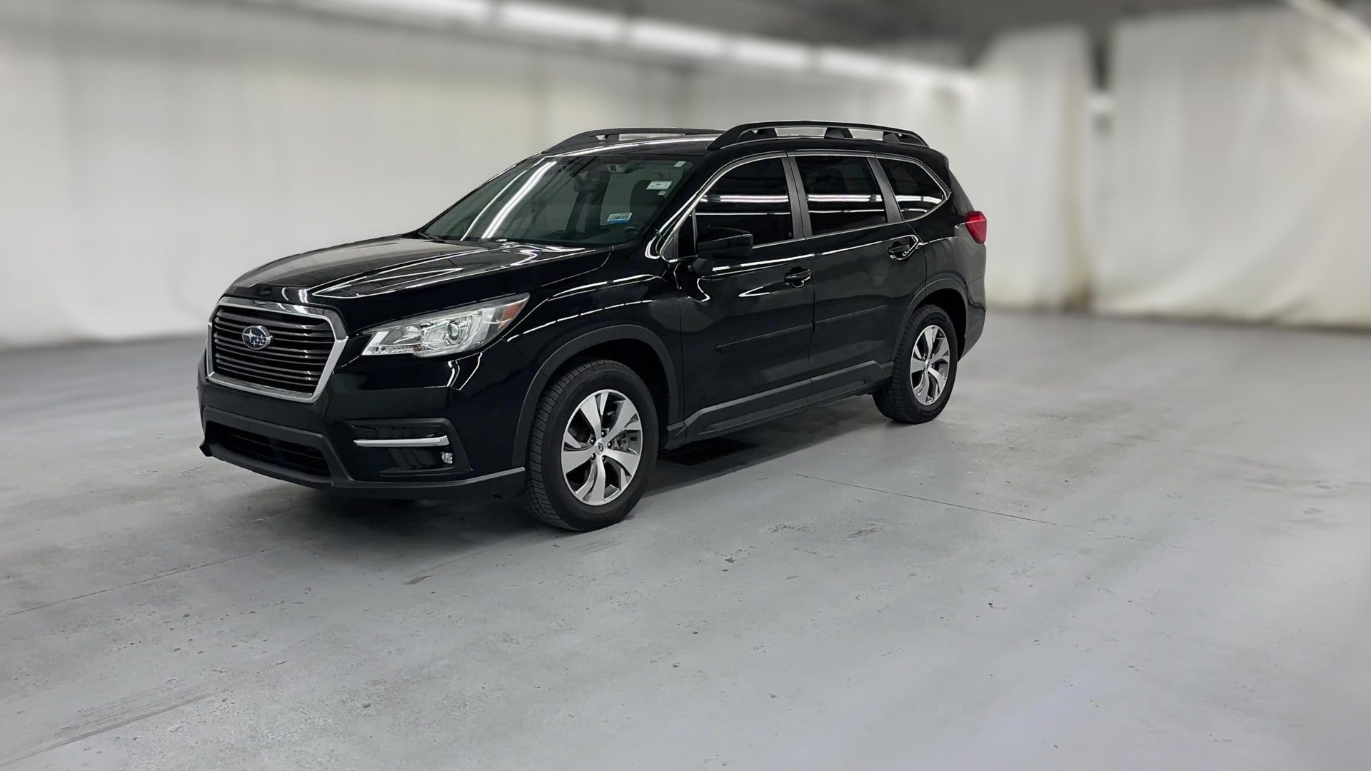 2020 Subaru Ascent vehicle photo
