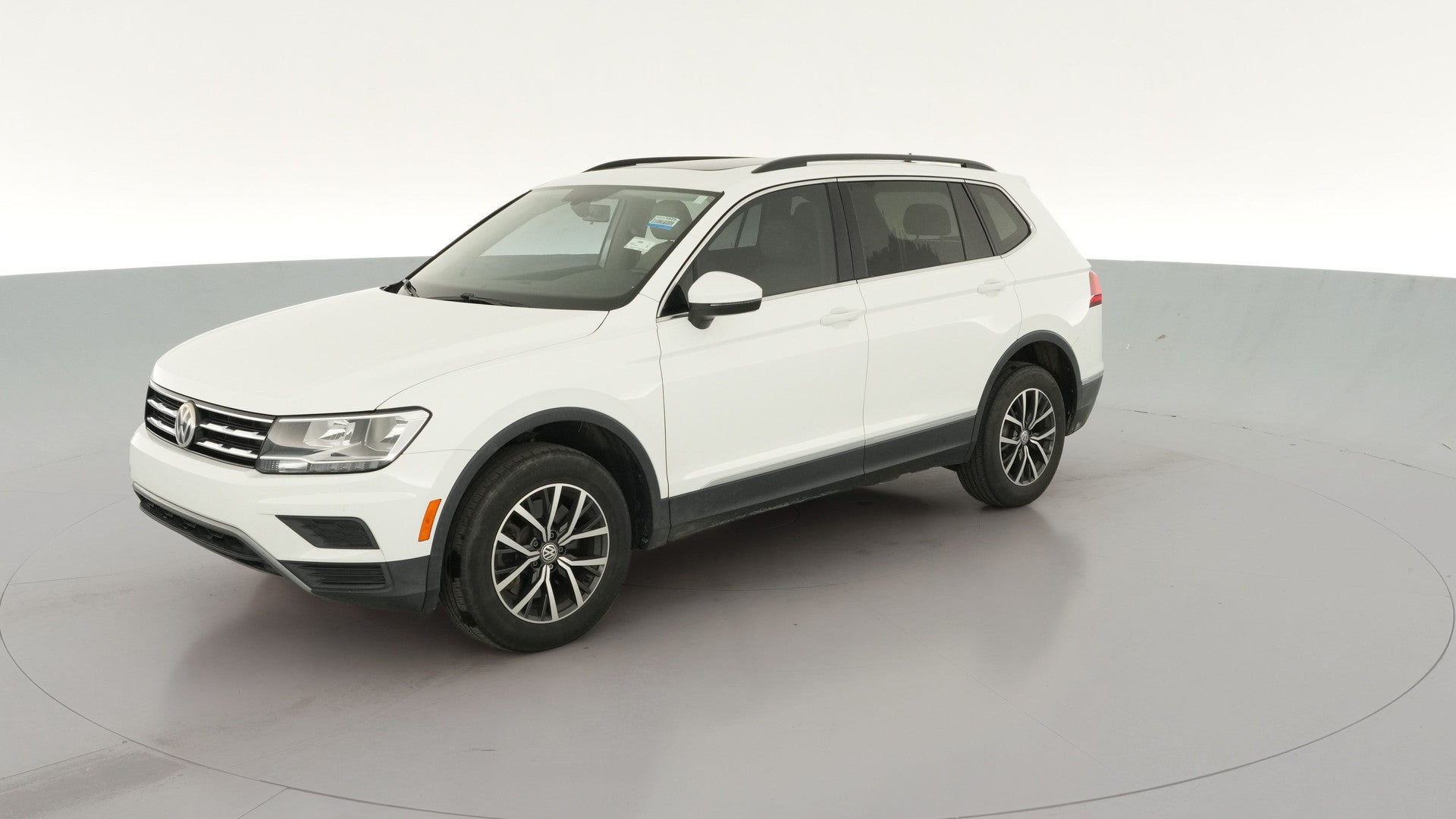 2018 Volkswagen Tiguan vehicle photo