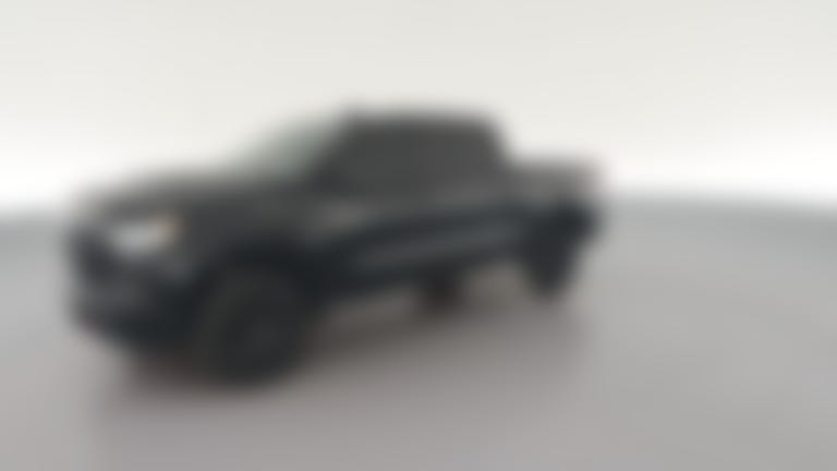 2025 Chevrolet Silverado 1500 Crew Cab vehicle photo