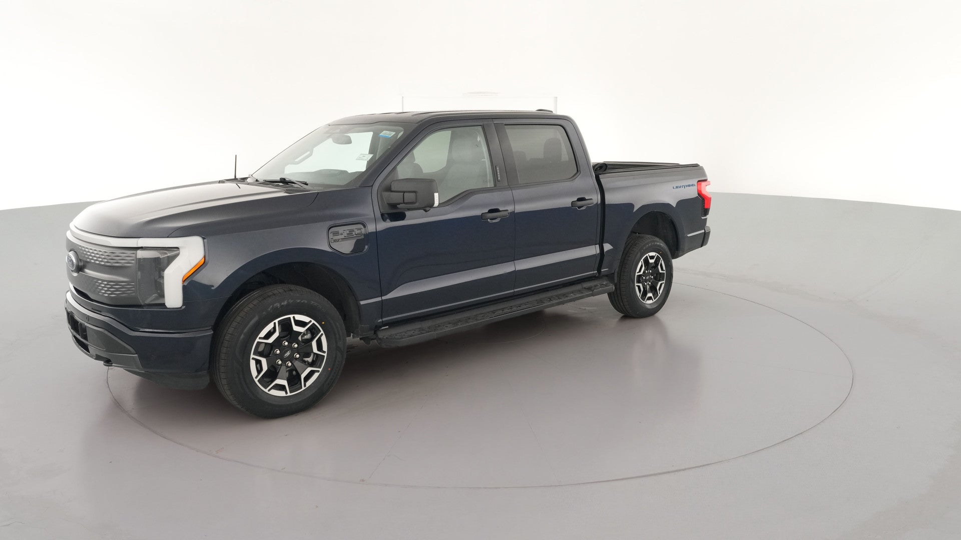 2023 Ford F150 Lightning vehicle photo