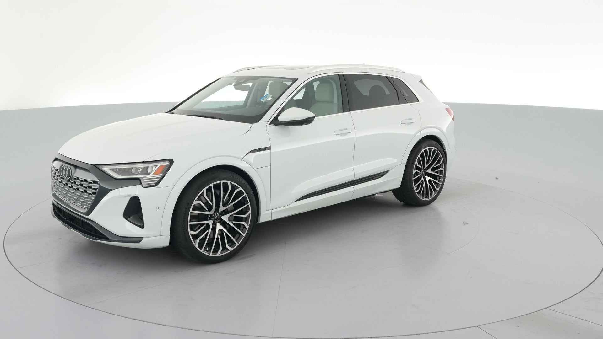 2024 Audi Q8 e-tron vehicle photo