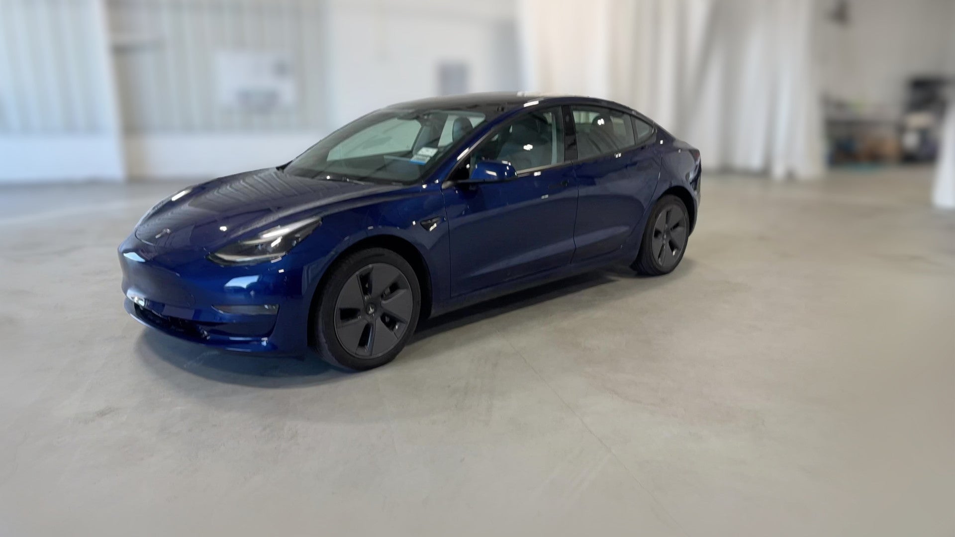 2023 Tesla Model 3 vehicle photo