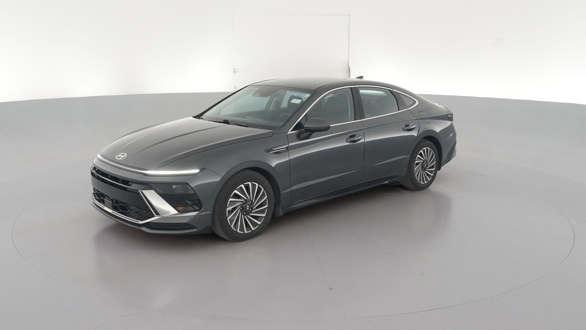2024 Hyundai Sonata Hybrid vehicle photo