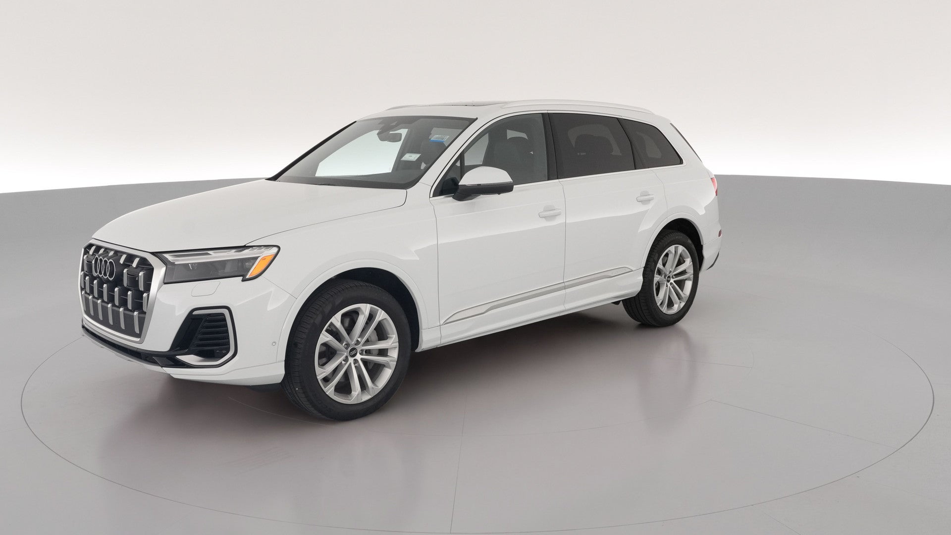 2025 Audi Q7 vehicle photo
