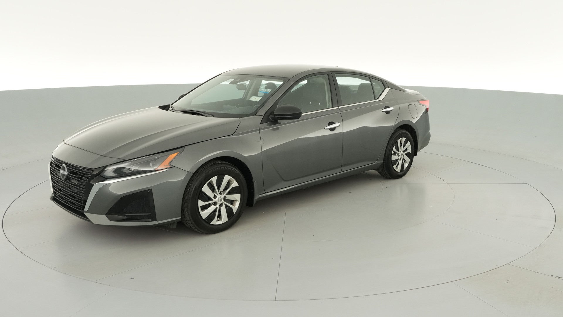 2025 Nissan Altima vehicle photo