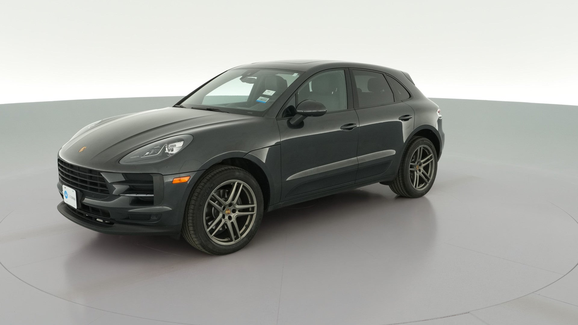 2019 Porsche Macan vehicle photo