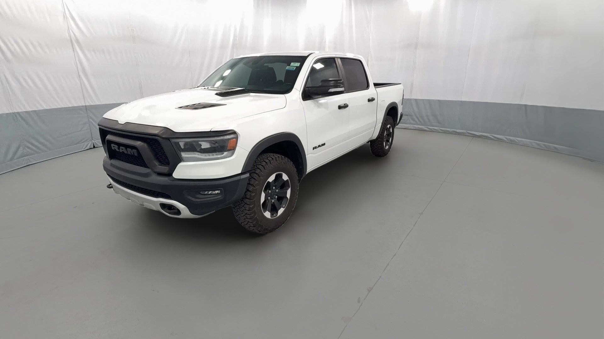 2021 Ram 1500 Crew Cab vehicle photo