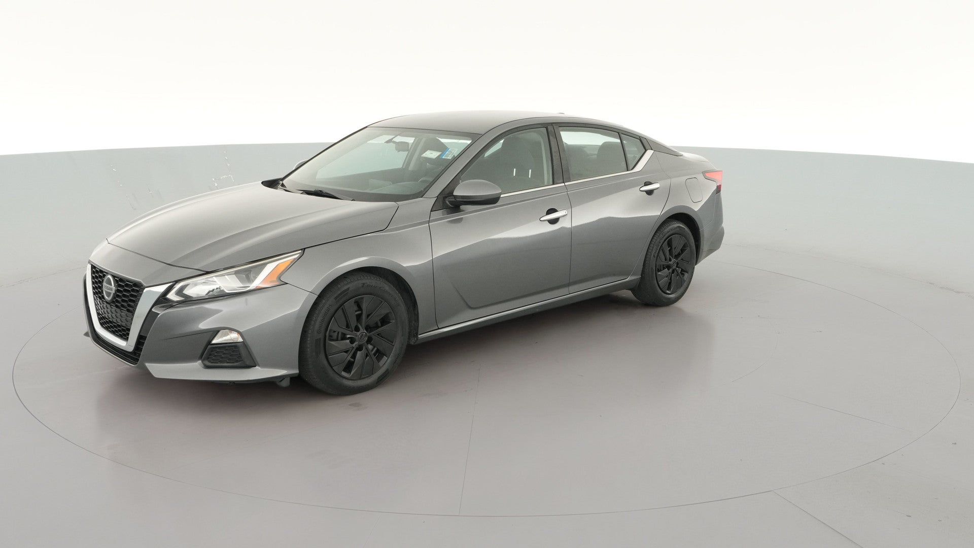 2019 Nissan Altima vehicle photo
