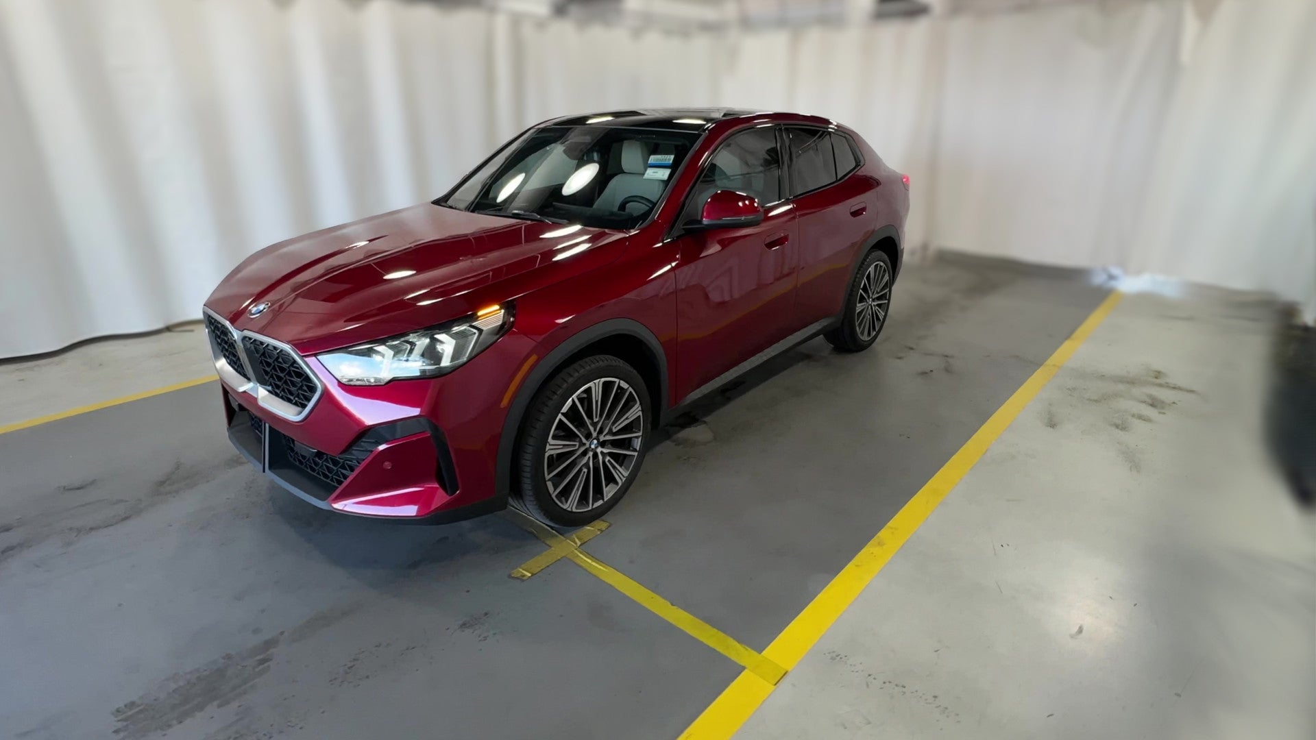 2025 BMW X2 vehicle photo