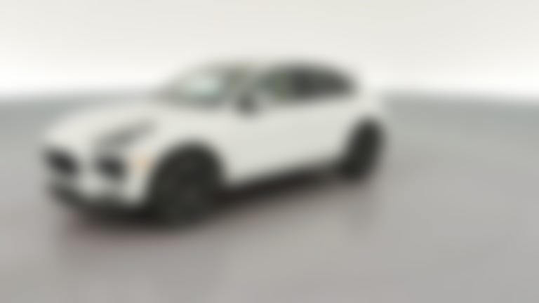 2021 Porsche Macan vehicle photo