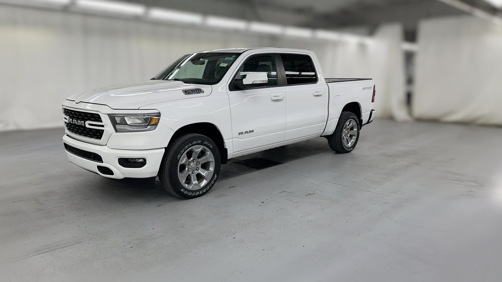2022 Ram 1500 Crew Cab vehicle photo