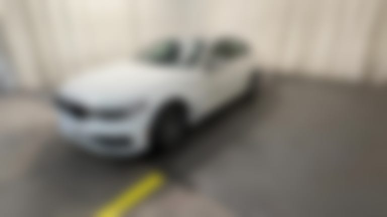 2018 BMW 5 Series vehicle photo