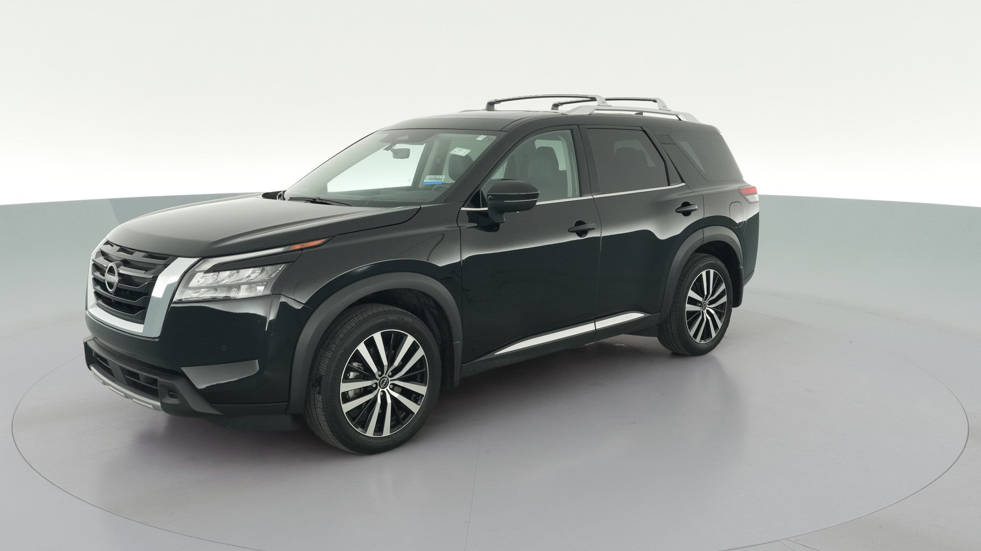 2025 Nissan Pathfinder vehicle photo