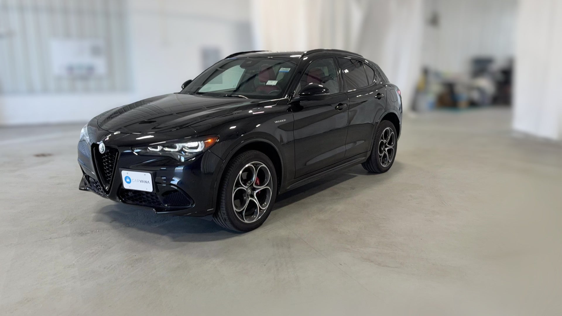 2024 Alfa Romeo Stelvio vehicle photo