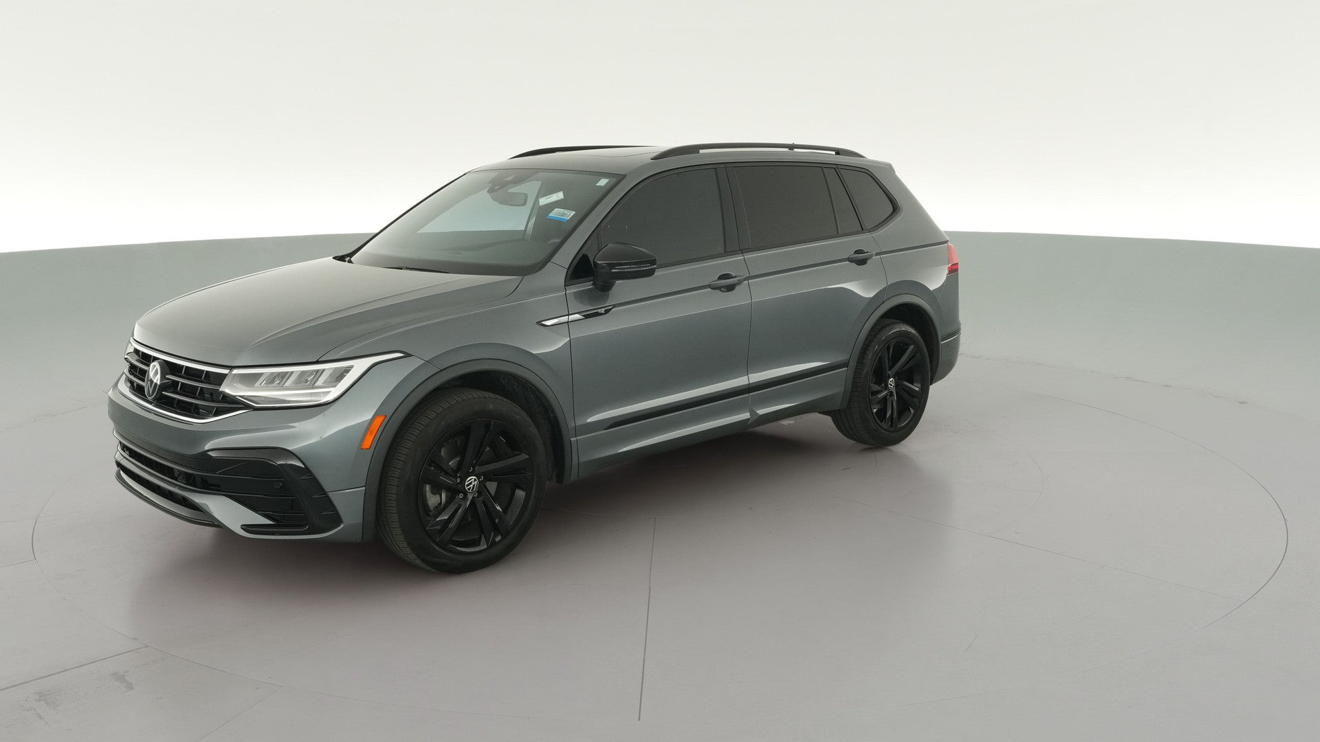 2023 Volkswagen Tiguan vehicle photo