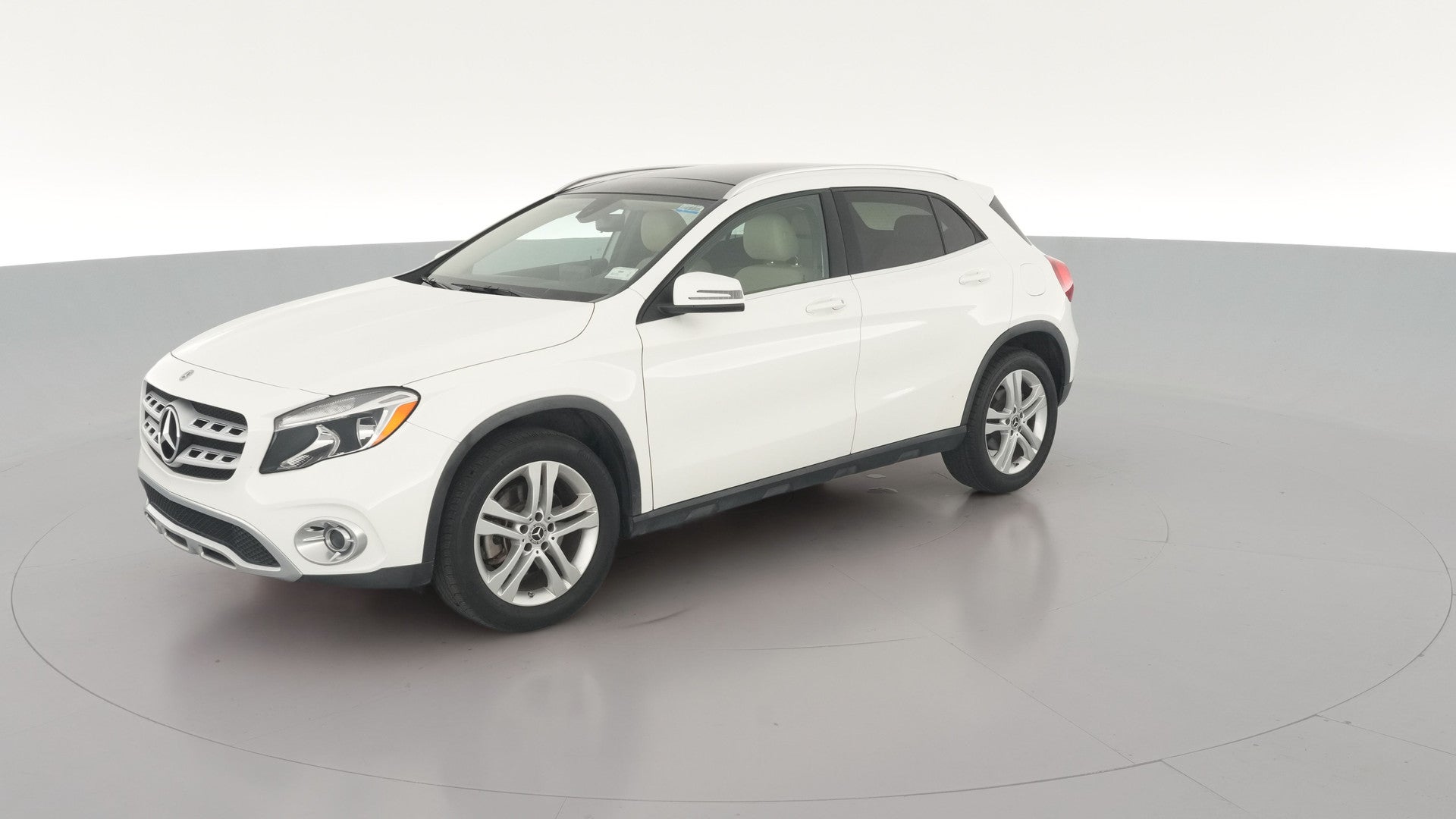 2018 Mercedes-Benz GLA vehicle photo