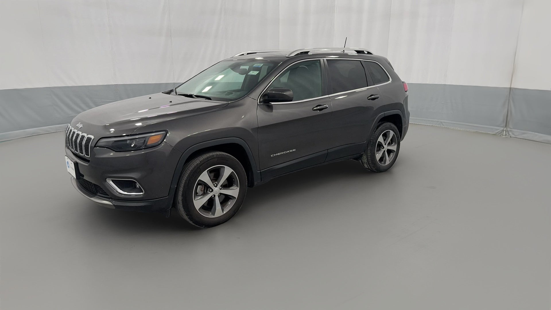 2019 Jeep Cherokee vehicle photo