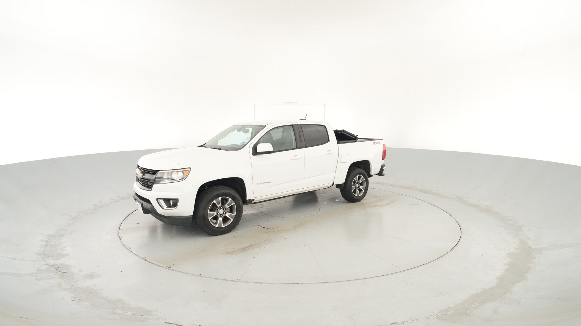 2018 Chevrolet Colorado Crew Cab vehicle photo