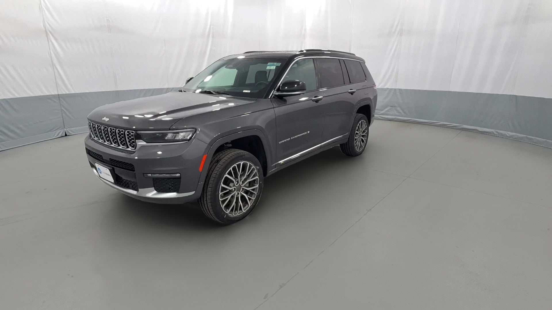 2025 Jeep Grand Cherokee L vehicle photo