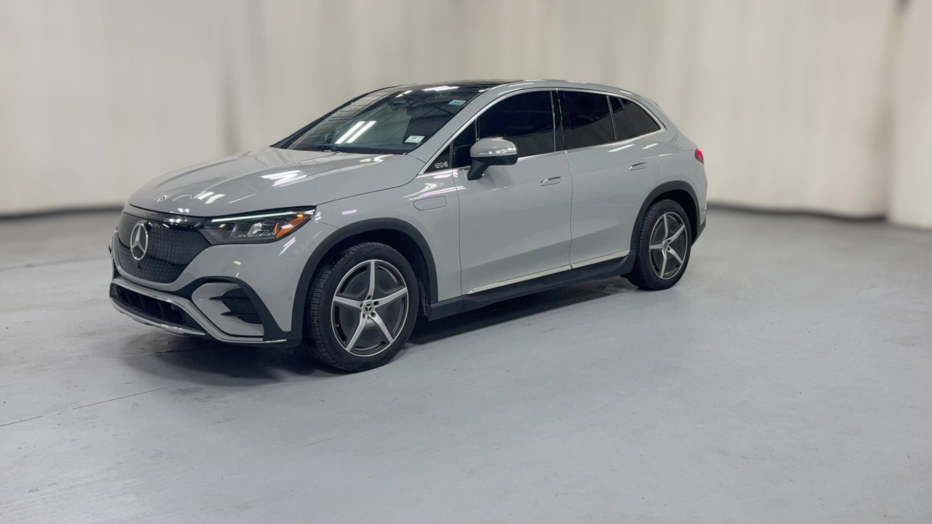 2023 Mercedes-Benz Mercedes-EQ EQE SUV vehicle photo