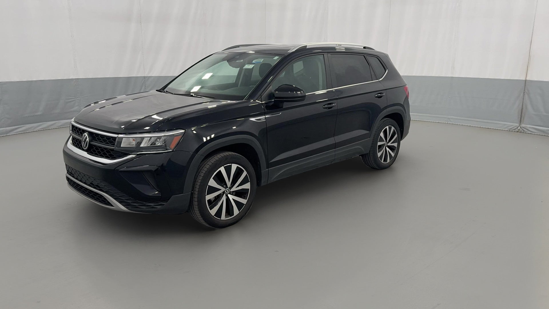 2022 Volkswagen Taos vehicle photo