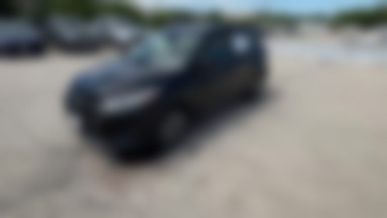 2024 Nissan Kicks vehicle photo