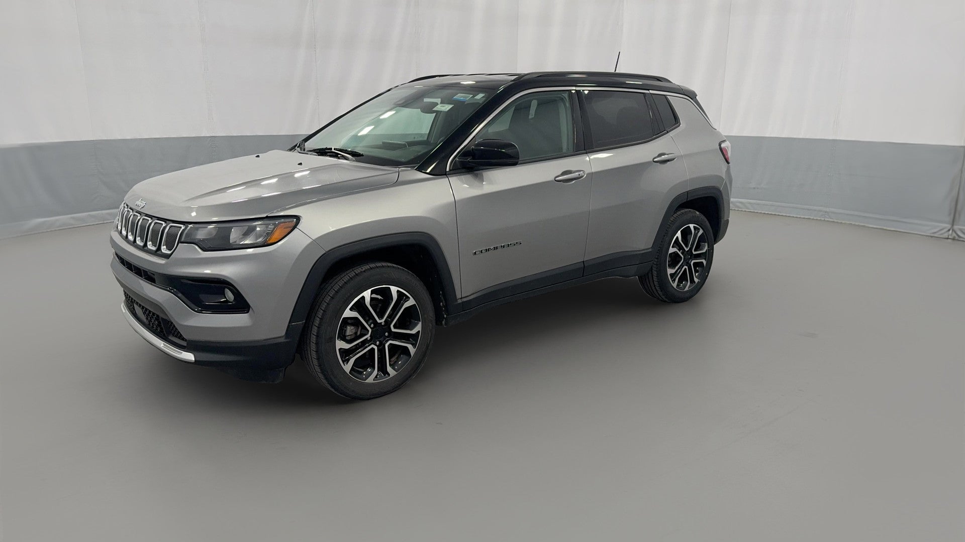 2022 Jeep Compass vehicle photo