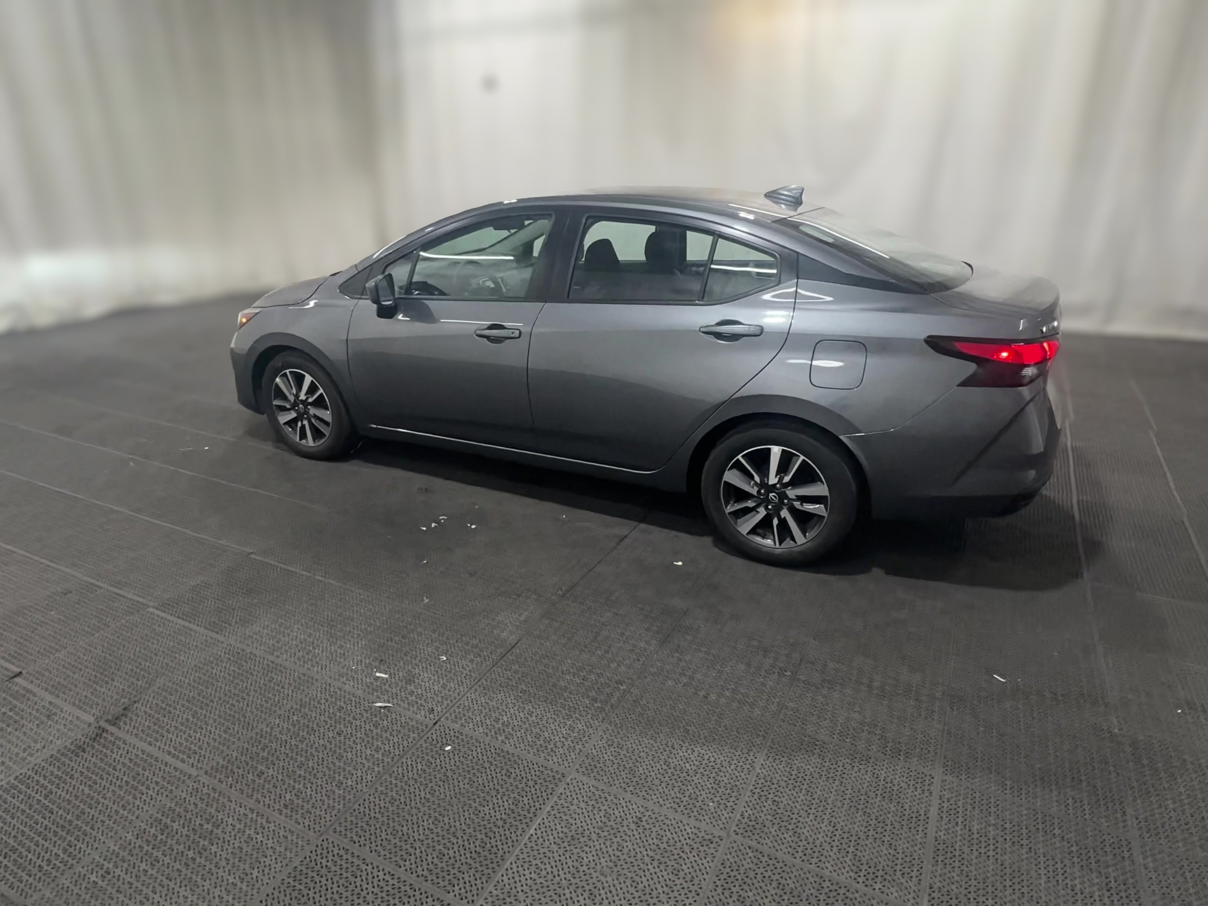 2025 Nissan Versa Sedan SV - Photo 25