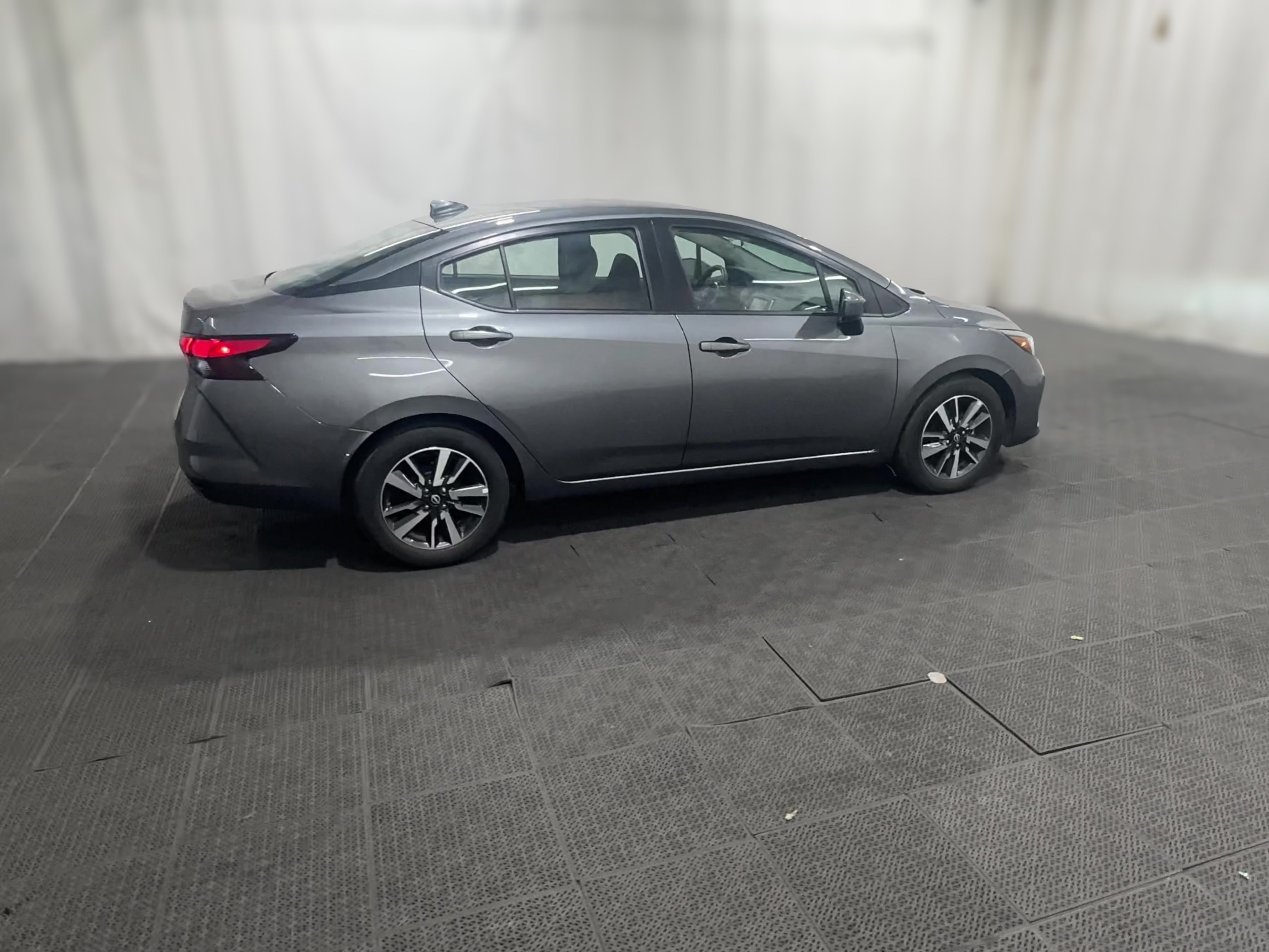 2025 Nissan Versa Sedan SV - Photo 31