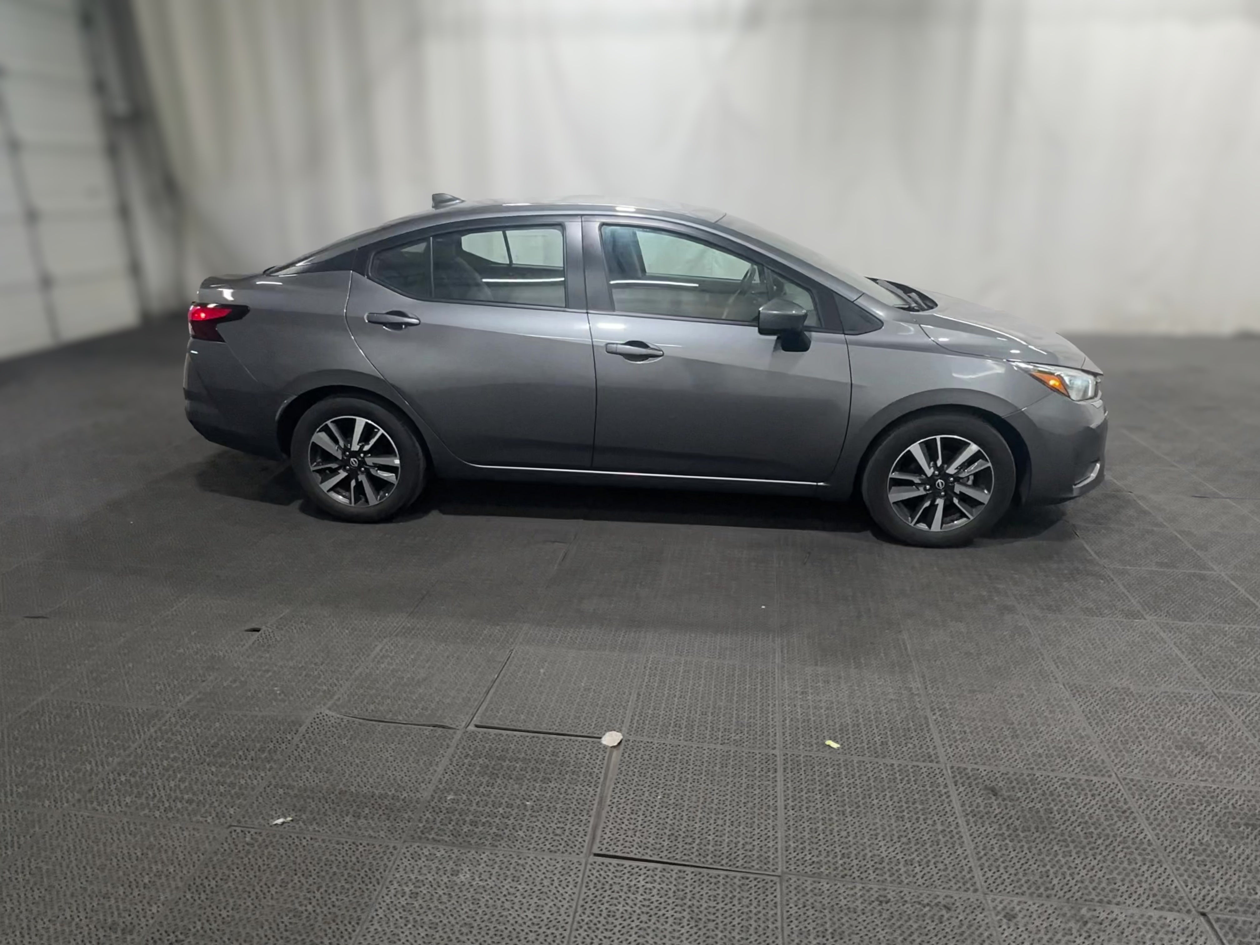 2025 Nissan Versa Sedan SV - Photo 32