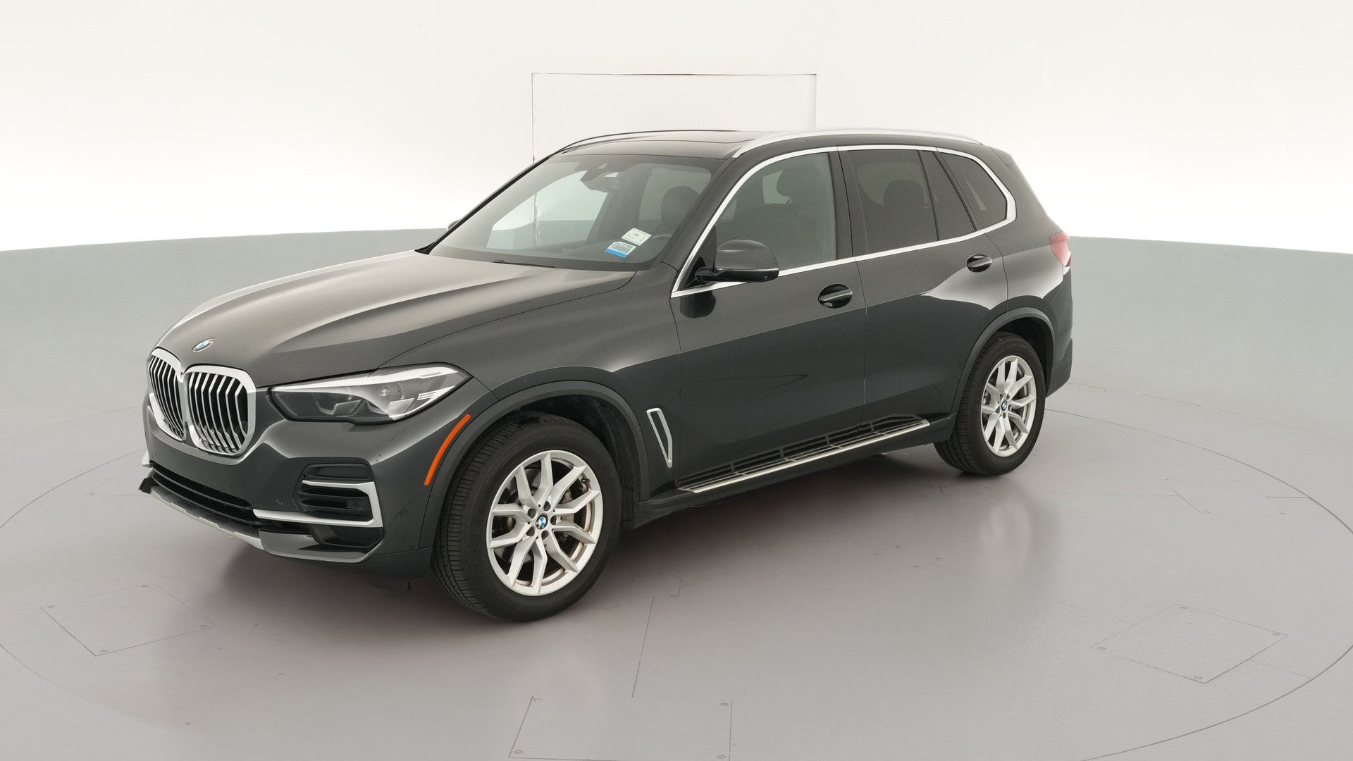 2023 BMW X5 vehicle photo