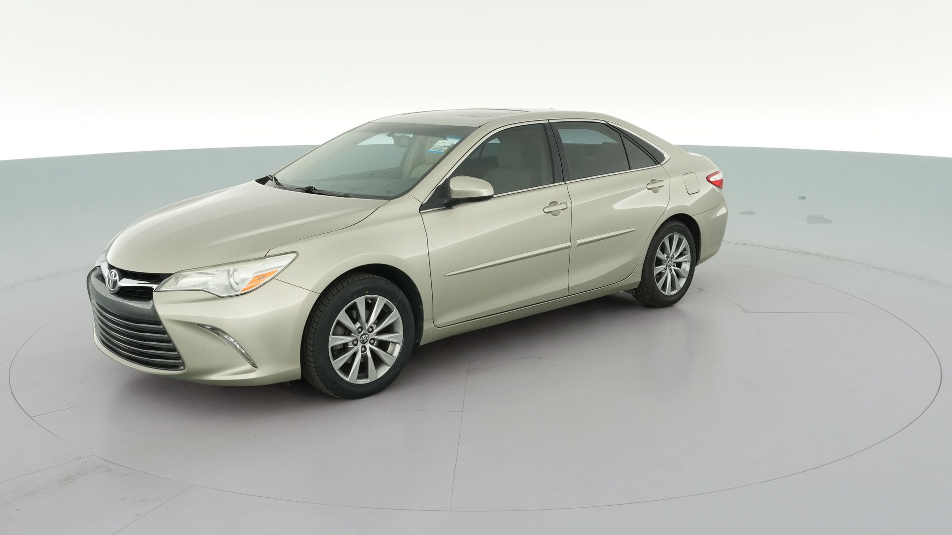 2016 Toyota Camry vehicle photo