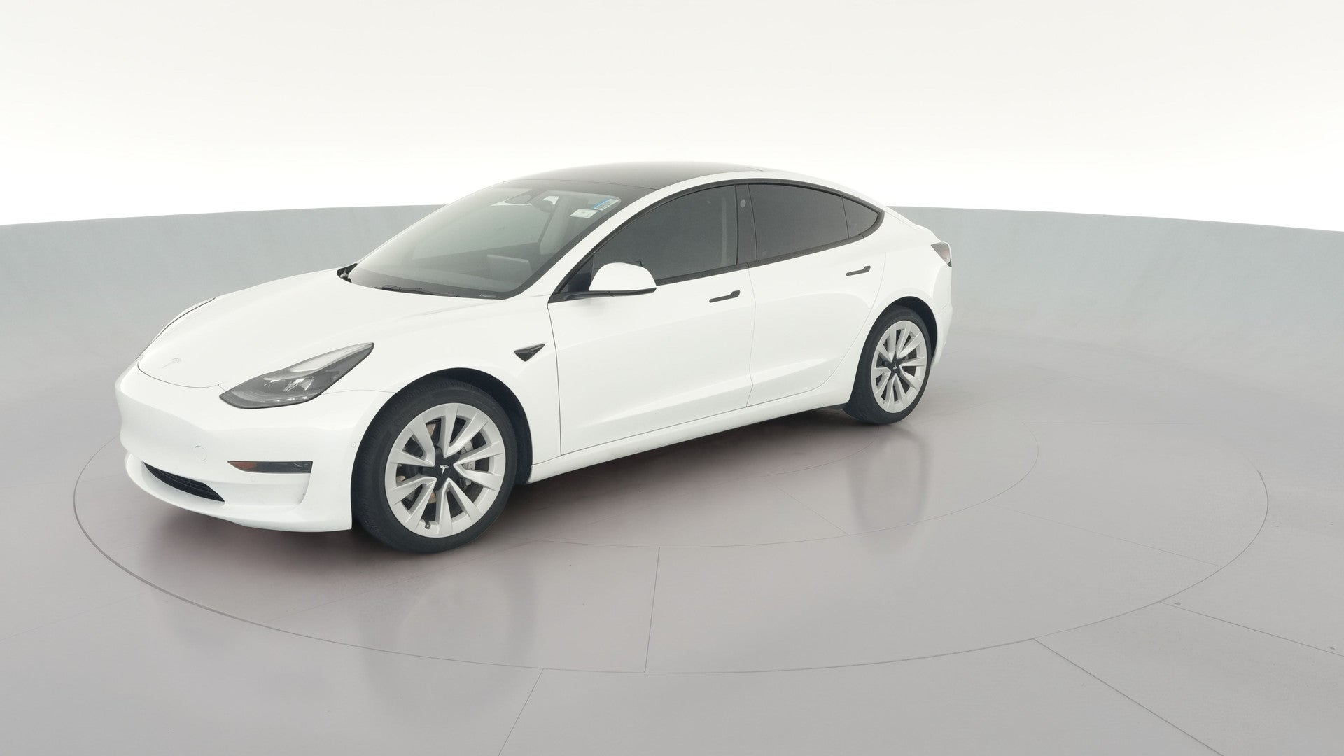 2022 Tesla Model 3 vehicle photo