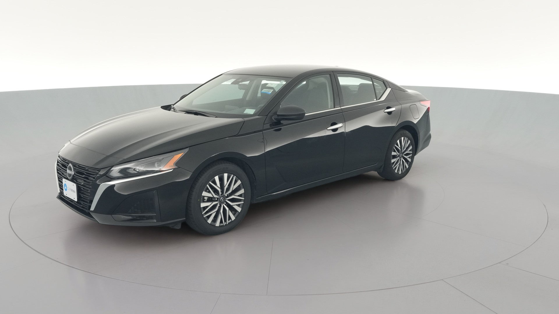 2025 Nissan Altima vehicle photo