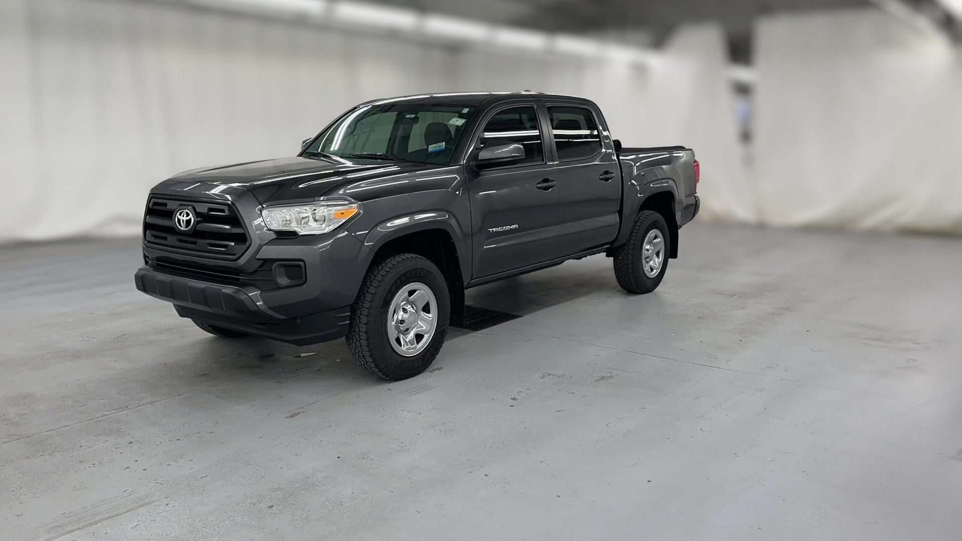 2016 Toyota Tacoma Double Cab vehicle photo