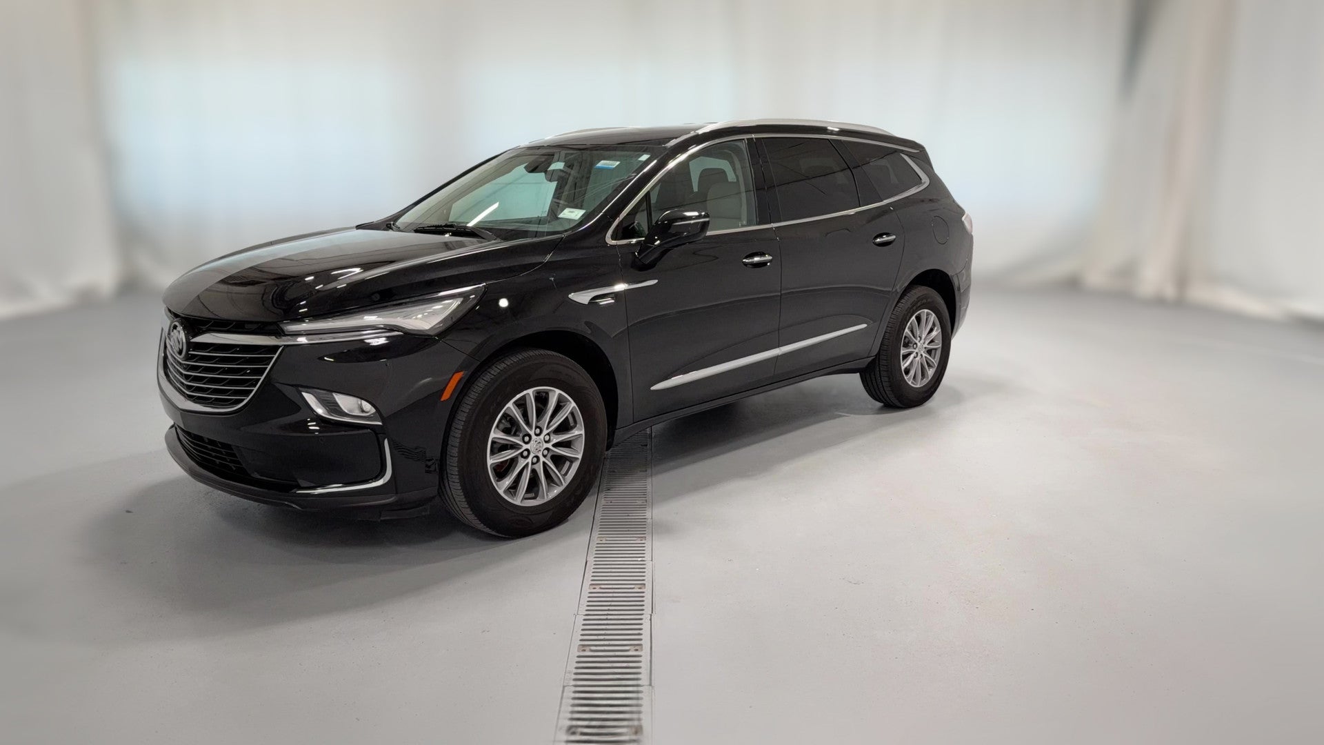 2024 Buick Enclave vehicle photo