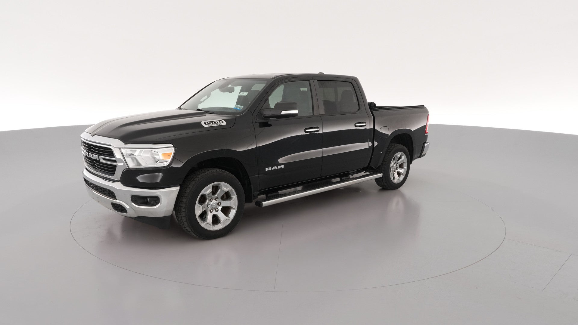 2019 Ram 1500 Crew Cab vehicle photo