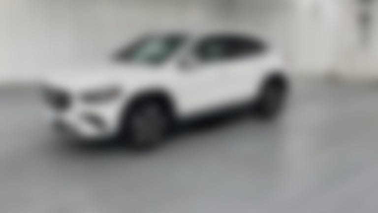 2025 Mercedes-Benz GLA vehicle photo