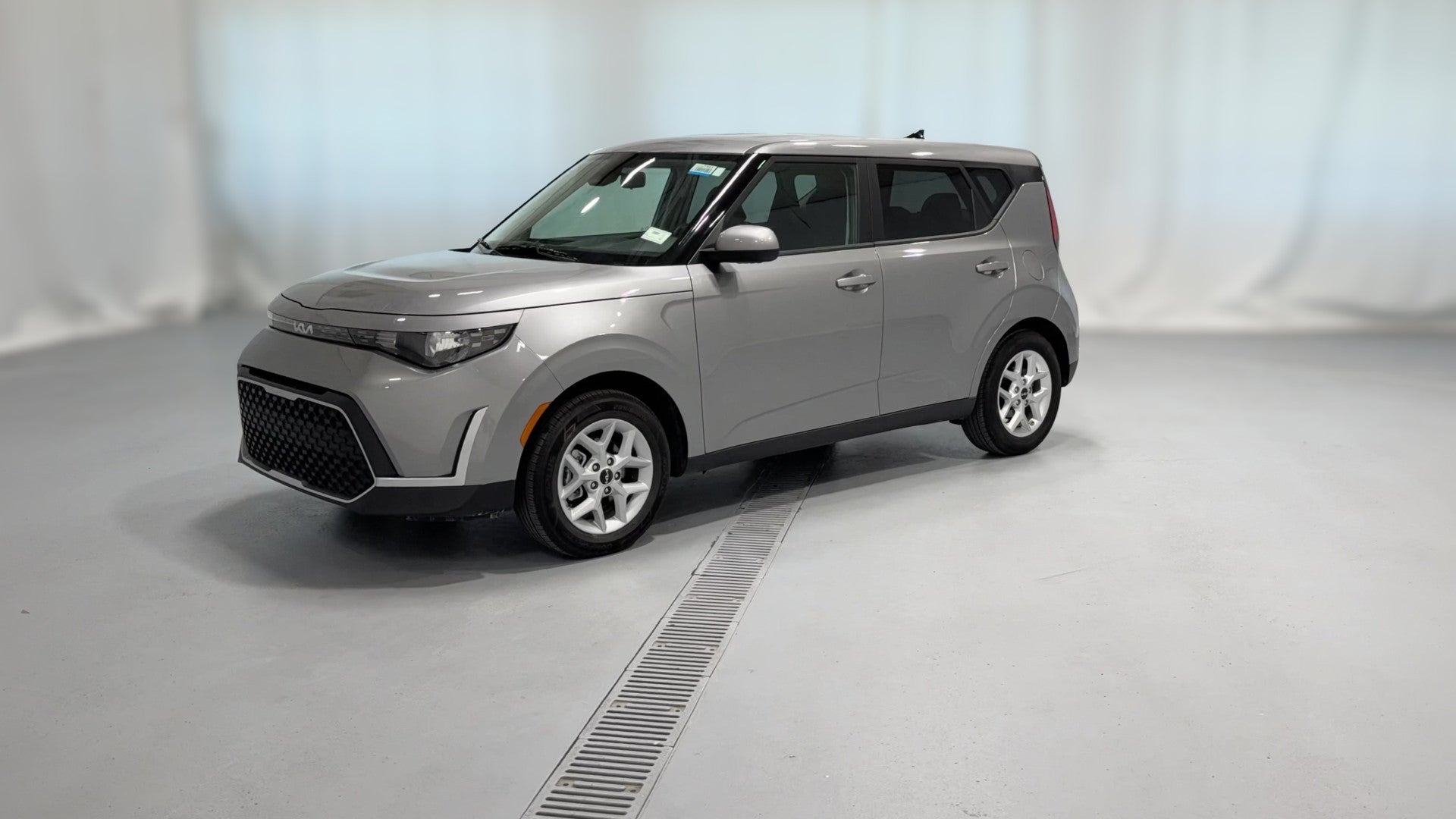 2025 Kia Soul vehicle photo
