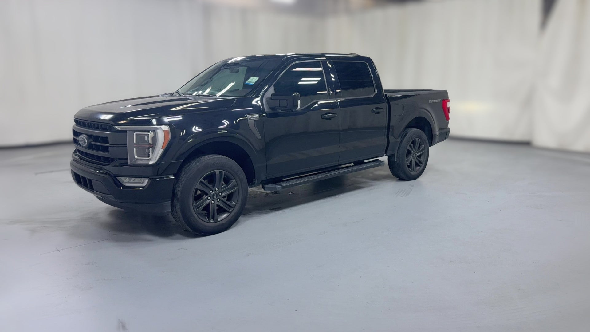 2021 Ford F150 SuperCrew Cab vehicle photo