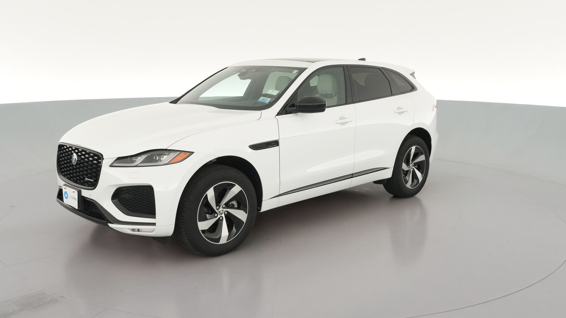 2025 Jaguar F-PACE vehicle photo