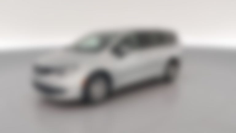 2022 Chrysler Voyager vehicle photo
