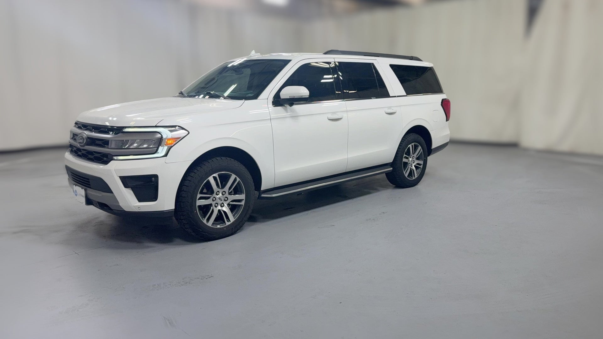 2023 Ford Expedition MAX vehicle photo