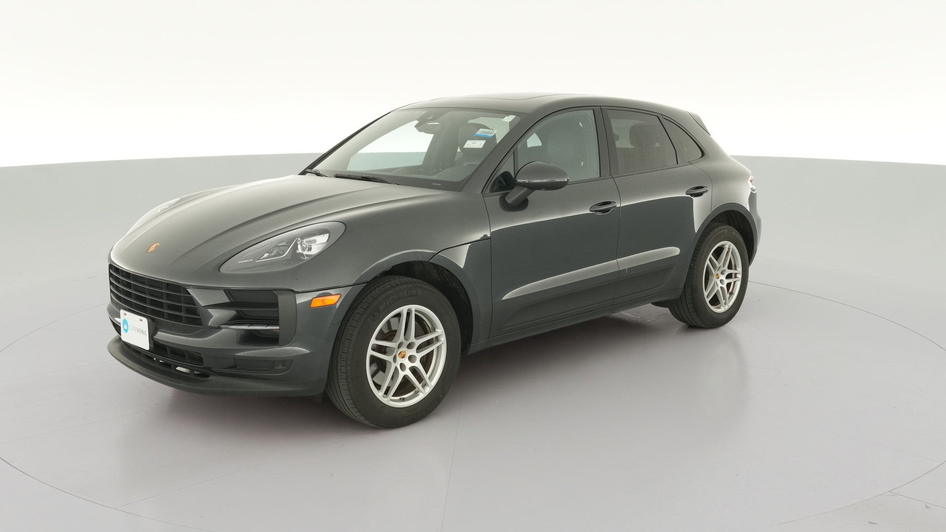 2020 Porsche Macan vehicle photo