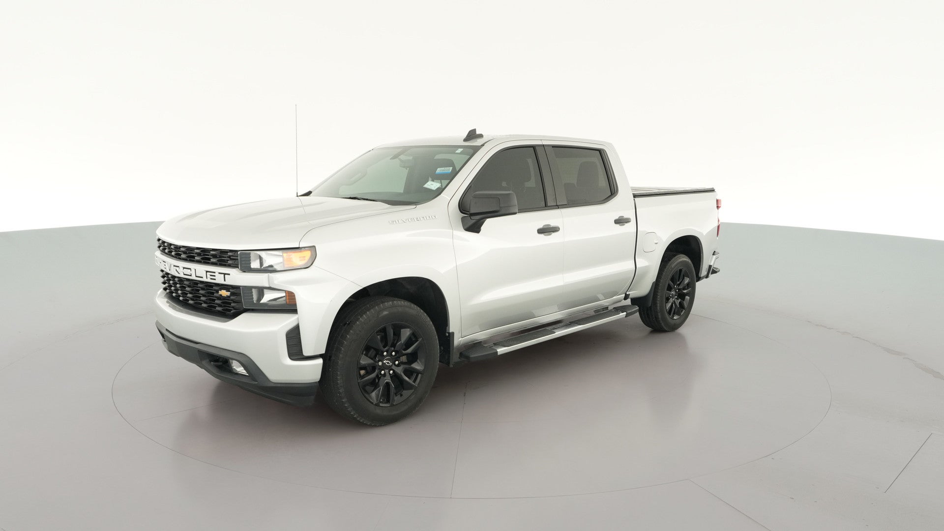 2020 Chevrolet Silverado 1500 Crew Cab vehicle photo