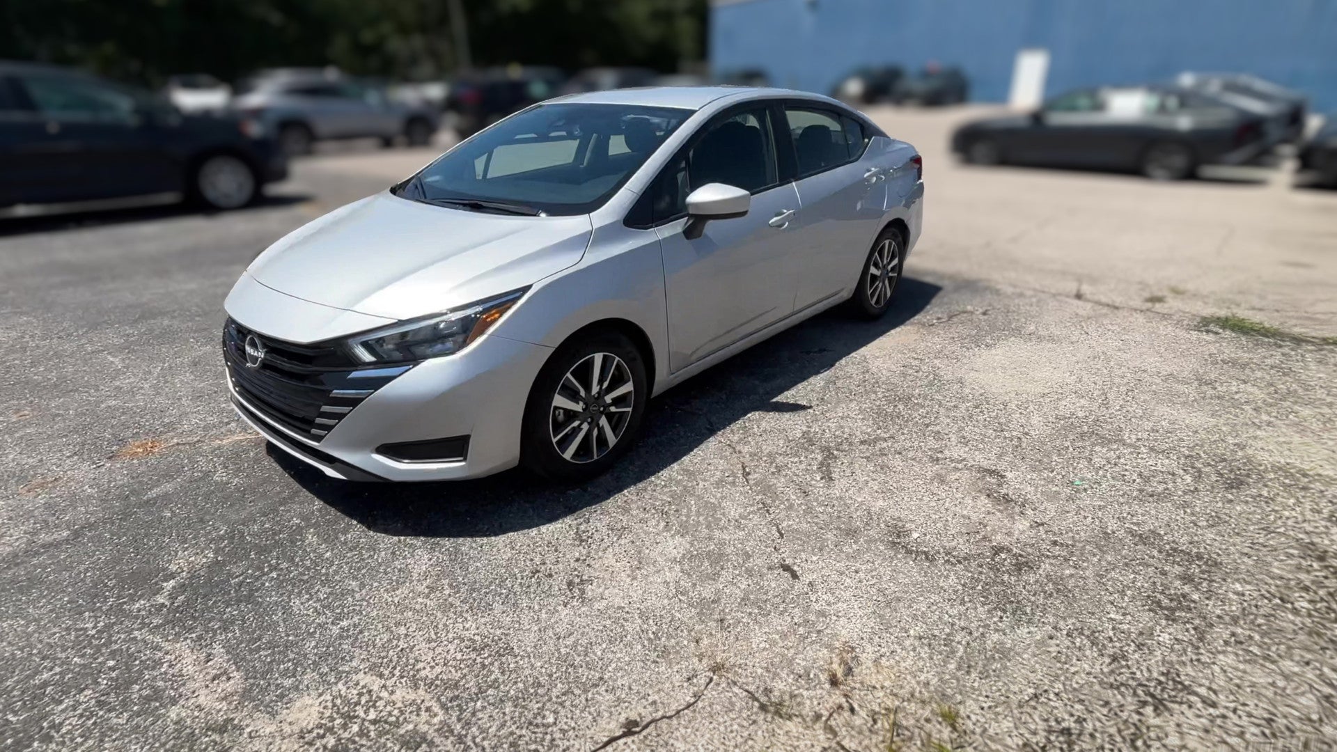 2025 Nissan Versa vehicle photo