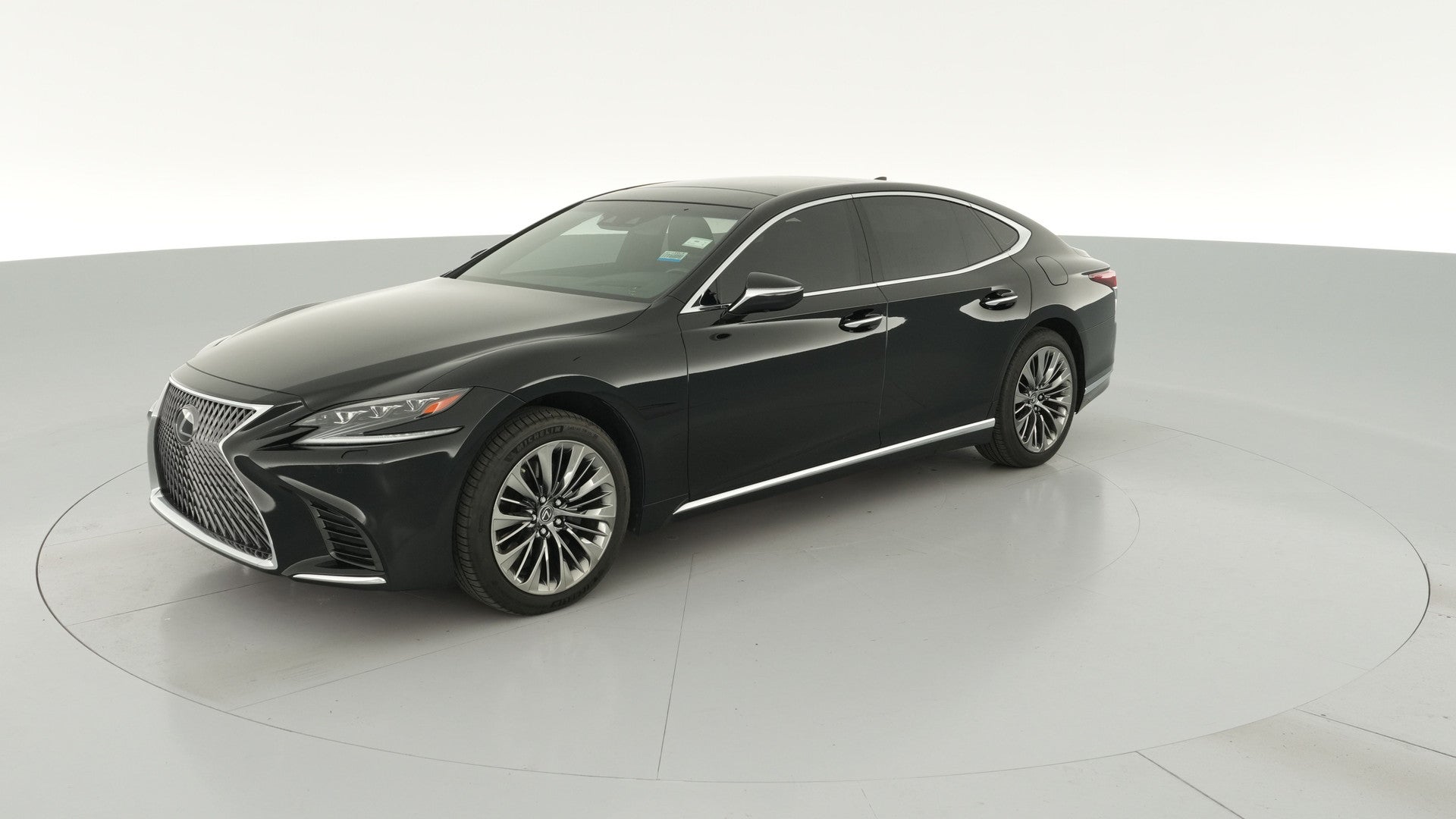 2019 Lexus LS vehicle photo