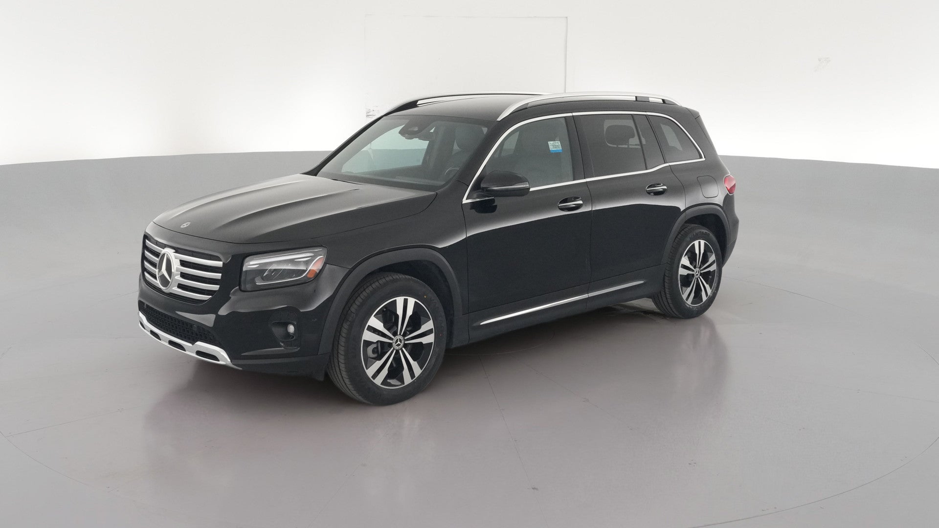 2025 Mercedes-Benz GLB vehicle photo