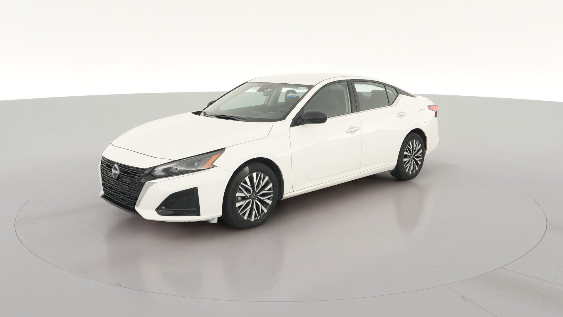 2025 Nissan Altima vehicle photo