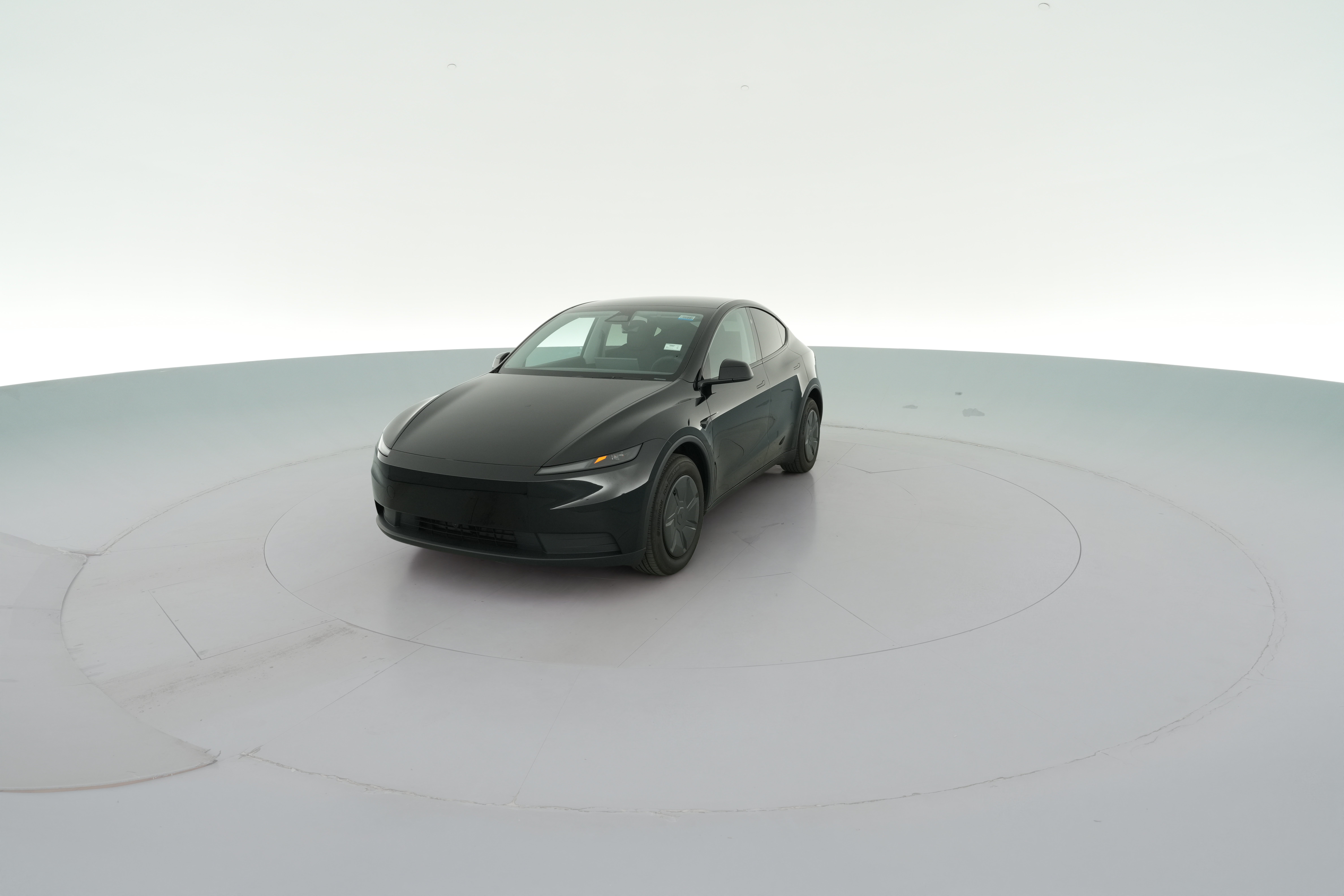 2026 Tesla Model Y Standard - Photo 24